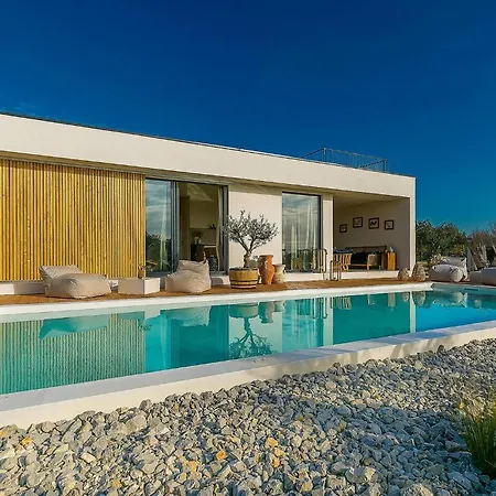 Eco بيت للعطل